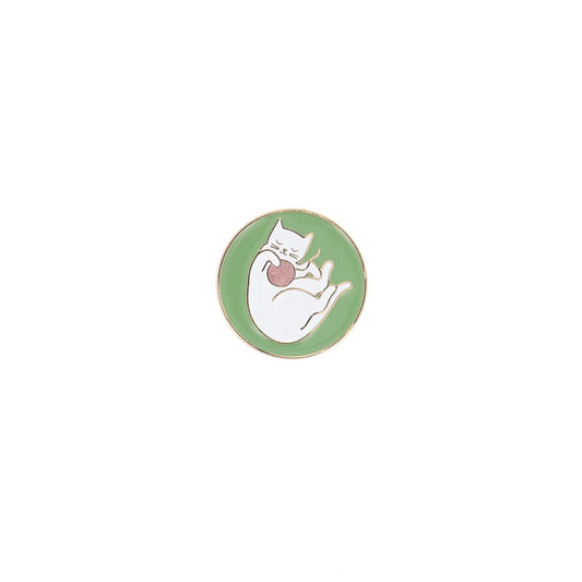 Needle minder -cat