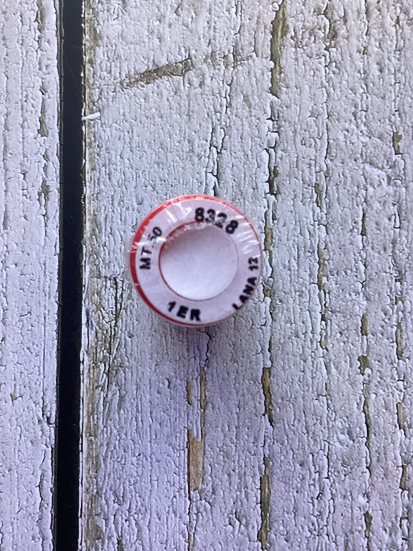Aurifil 12 weight small spool - off white 8328