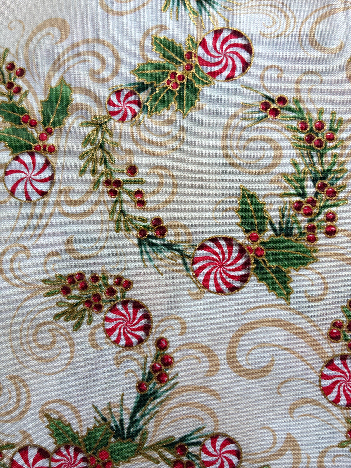 Holiday Flourish - peppermint twist cream