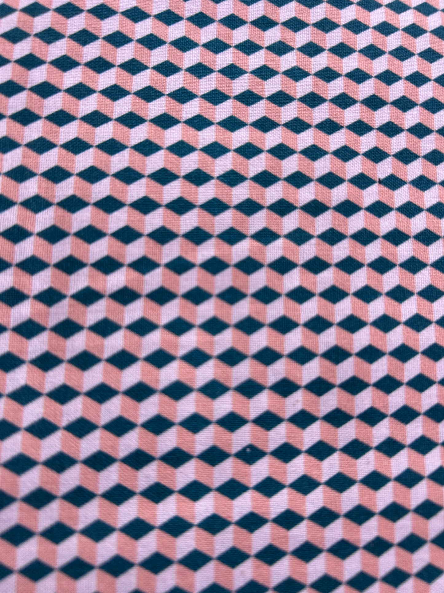 Geometric tumbling blocks