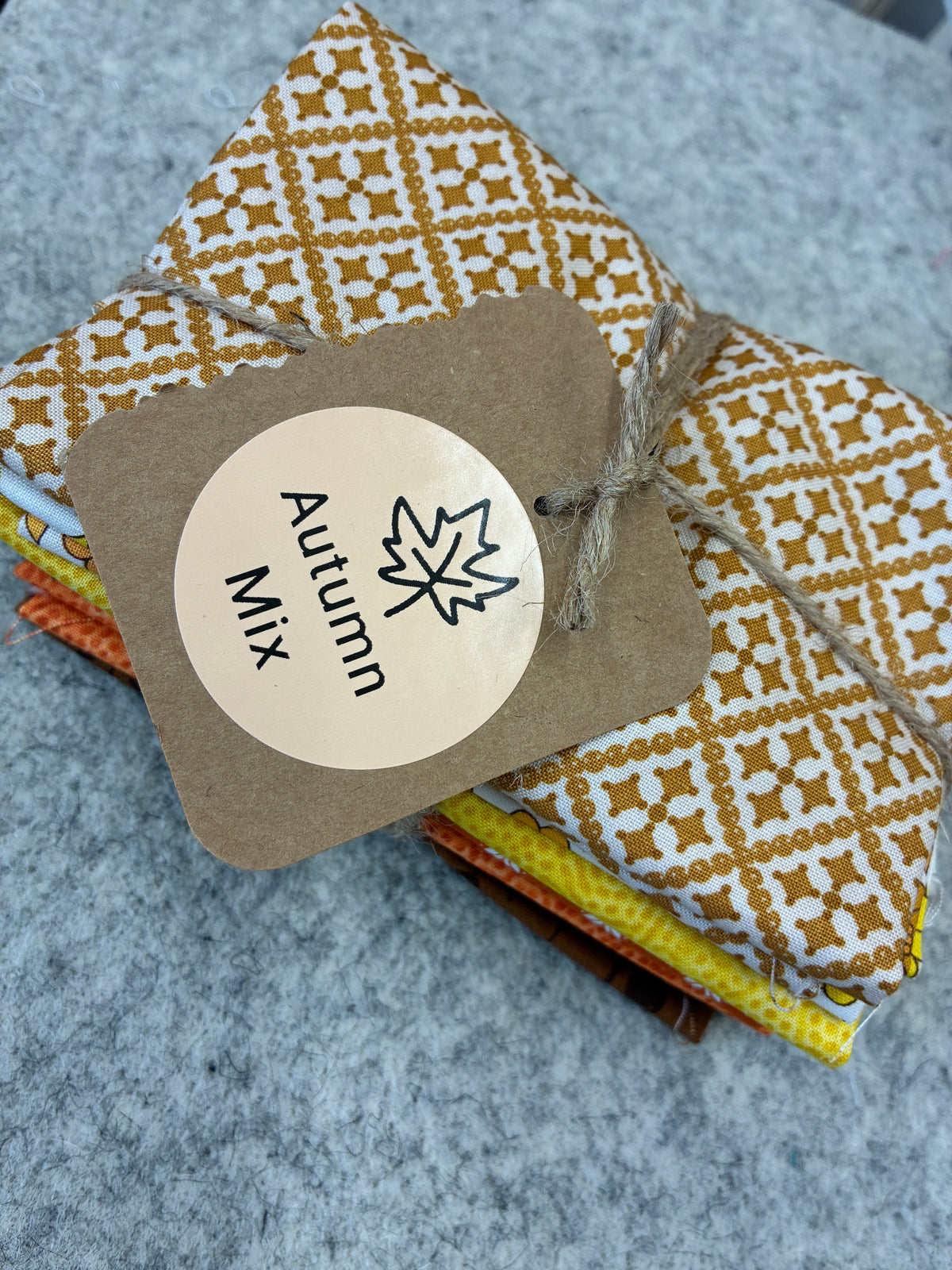 Fat quarter bundle- Autumn Mix