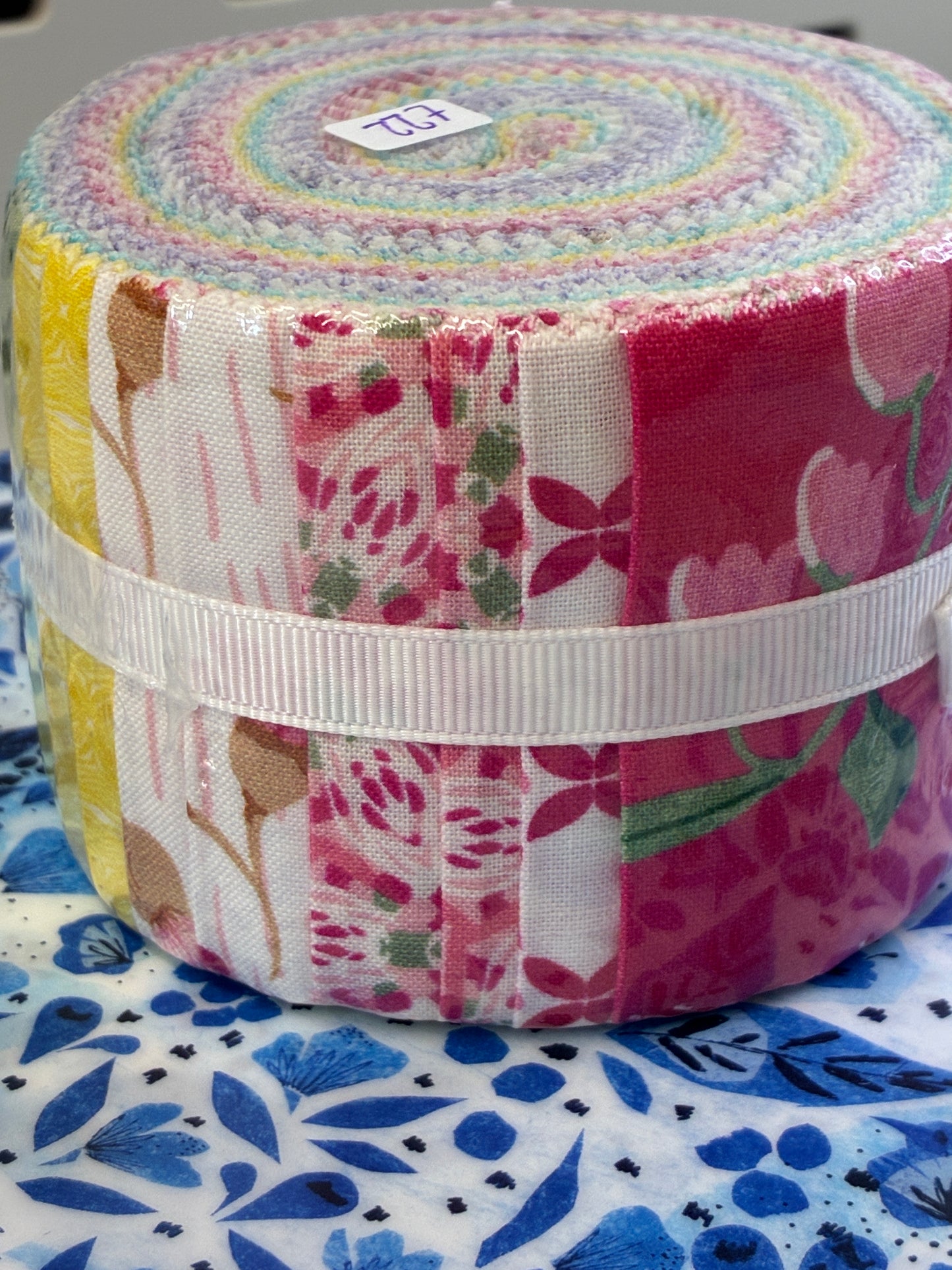 Jelly roll - 20 strips bright colours